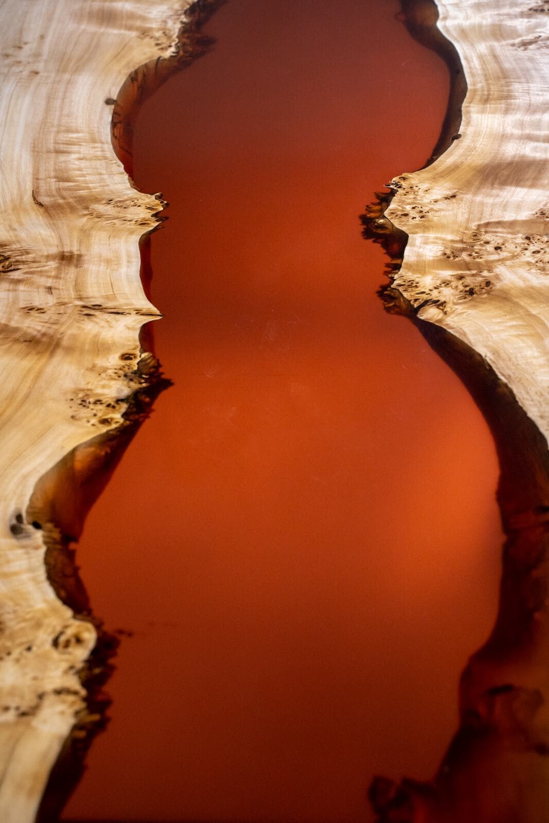 Vatra Studio table